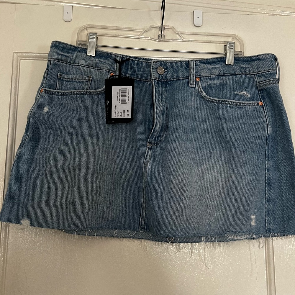 Paige Ryder Distressed Mini Skirt Size 34